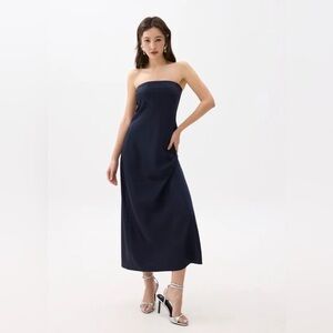 Love Bonito, Satin Tube Maxi Dress Navy padded NWT, US 6